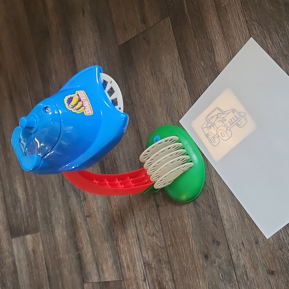 2000's art projector